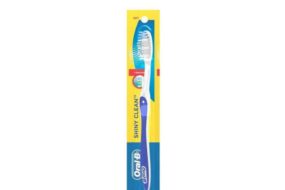 Oral-B Shiny Clean Soft Toothbrush